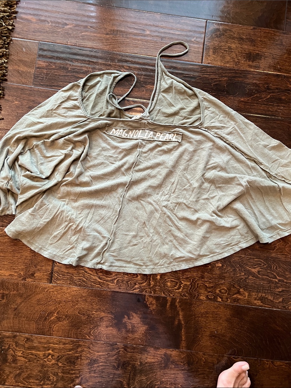 Magnolia Pearl Light green Layered Spaghetti Strap Tank - Picture 2 of 2